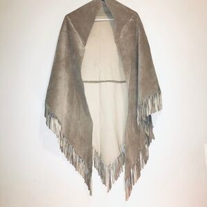 Chico’s 100% Genuine Suede Leather Wrap Poncho Shawl w/Fringe Western Tan/Gray